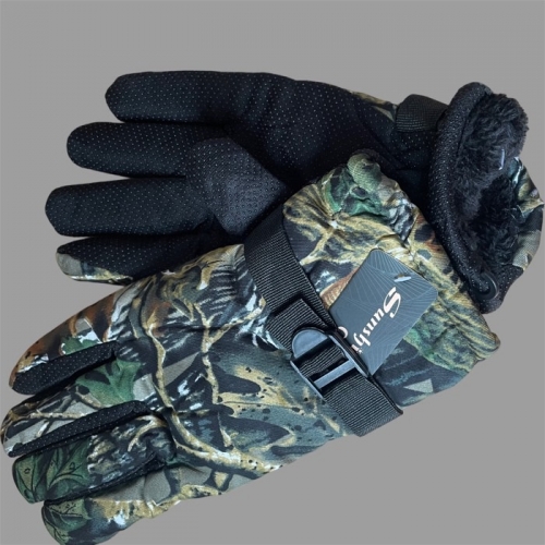 VASTAG, BÉLELT KESZTYŰ - TEREP MINTÁS